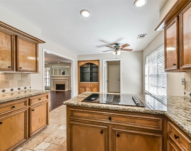 3910 Misty Gardens Court - Photo Thumbnail 25