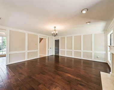 3910 Misty Gardens Court - Photo Thumbnail 16