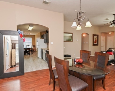 18446 S Wimbledon Drive - Photo Thumbnail 13