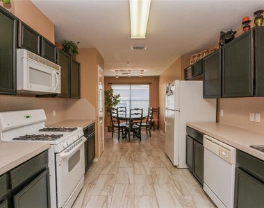 18446 S Wimbledon Drive - Photo Thumbnail 14