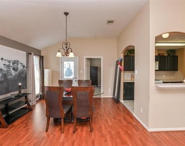 18446 S Wimbledon Drive - Photo Thumbnail 11