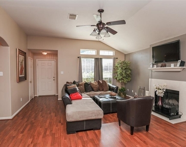 18446 S Wimbledon Drive - Photo Thumbnail 3