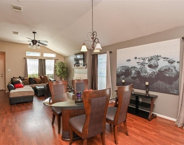 18446 S Wimbledon Drive - Photo Thumbnail 10