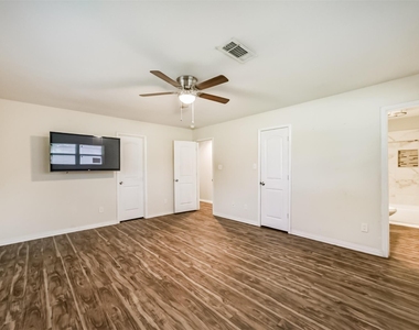 3700 Stassen Street - Photo Thumbnail 18