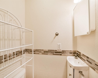 3700 Stassen Street - Photo Thumbnail 16