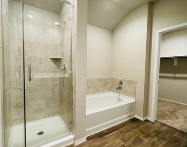 4438 Salerno Gulf Way - Photo Thumbnail 8