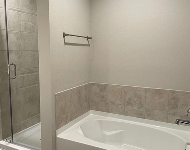 4438 Salerno Gulf Way - Photo Thumbnail 9
