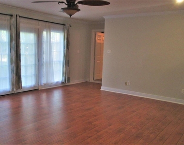 1514 Zora Street - Photo Thumbnail 8