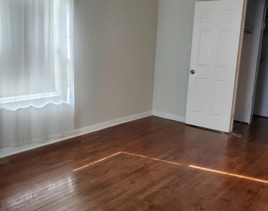1514 Zora Street - Photo Thumbnail 17