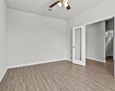 10220 Goose Creek Lane - Photo Thumbnail 3