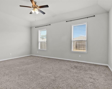 10220 Goose Creek Lane - Photo Thumbnail 22