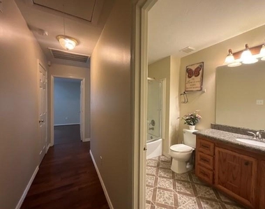 17110 Fairway Glen Court - Photo Thumbnail 21