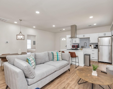 1812 Wheeler Street - Photo Thumbnail 28