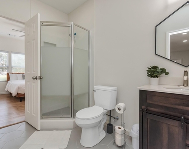 1812 Wheeler Street - Photo Thumbnail 33
