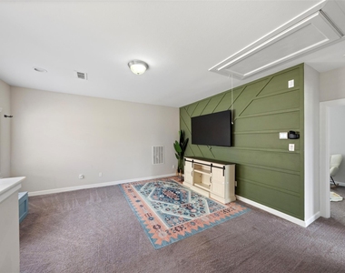 15510 Bosque Valley Court - Photo Thumbnail 10