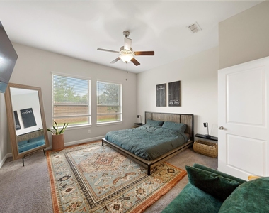 15510 Bosque Valley Court - Photo Thumbnail 8