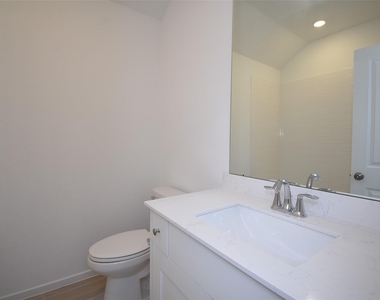 6303 Golden Seaton Drive - Photo Thumbnail 30