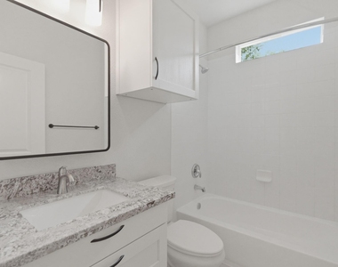 3418 Shadowcrest Lane - Photo Thumbnail 12
