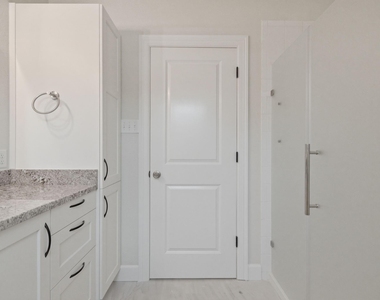 3418 Shadowcrest Lane - Photo Thumbnail 10