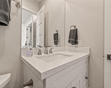 1810 Branard Street - Photo Thumbnail 13