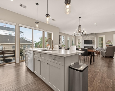 1810 Branard Street - Photo Thumbnail 11