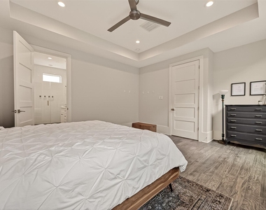 1810 Branard Street - Photo Thumbnail 20