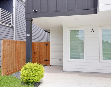 934 South Lane - Photo Thumbnail 2