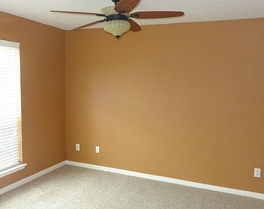 21911 Canyonwood Park Ln - Photo Thumbnail 11