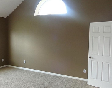 21911 Canyonwood Park Ln - Photo Thumbnail 9