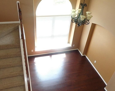 21911 Canyonwood Park Ln - Photo Thumbnail 5