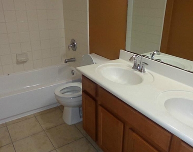 21911 Canyonwood Park Ln - Photo Thumbnail 12