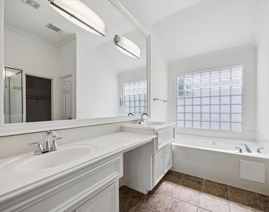 4408 Floyd Street - Photo Thumbnail 15