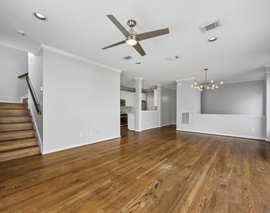 4408 Floyd Street - Photo Thumbnail 9