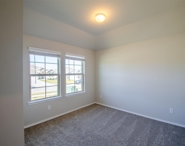13966 Fort Ward Way - Photo Thumbnail 6