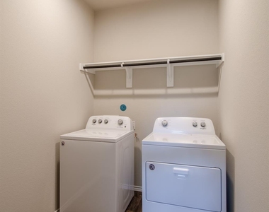 13966 Fort Ward Way - Photo Thumbnail 29