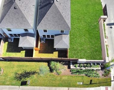 10320 Marston Vineyard Street - Photo Thumbnail 3