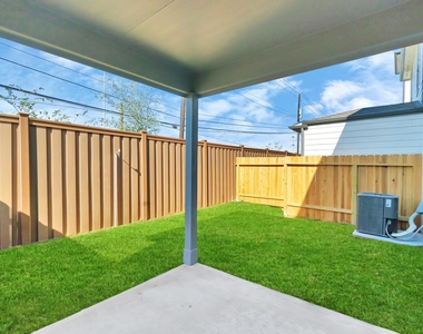 10320 Marston Vineyard Street - Photo Thumbnail 38