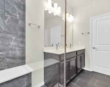 10320 Marston Vineyard Street - Photo Thumbnail 14