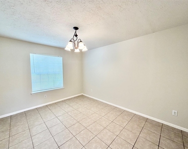 21734 Texian Court - Photo Thumbnail 3