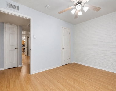 2615 Marilee Lane - Photo Thumbnail 16