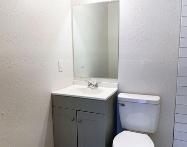 201 Eastwood Unit S1 Street - Photo Thumbnail 17