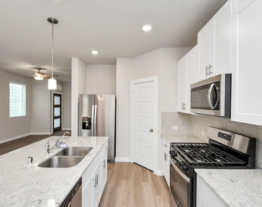 8408 Rising Stream Drive - Photo Thumbnail 17