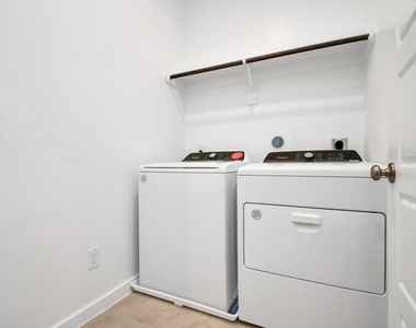 8408 Rising Stream Drive - Photo Thumbnail 35