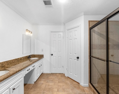 8011 Liberty Elm Court - Photo Thumbnail 22