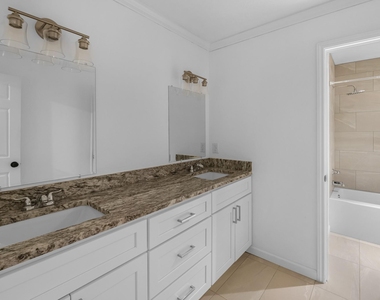 8011 Liberty Elm Court - Photo Thumbnail 27