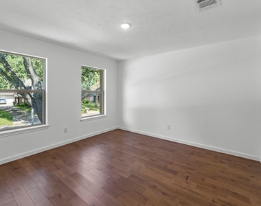 8011 Liberty Elm Court - Photo Thumbnail 29