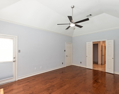 23 Vista Mill Place - Photo Thumbnail 17