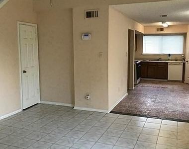 8414 Grand Knolls Drive - Photo Thumbnail 4