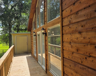 710 E Pony Lane - Photo Thumbnail 6