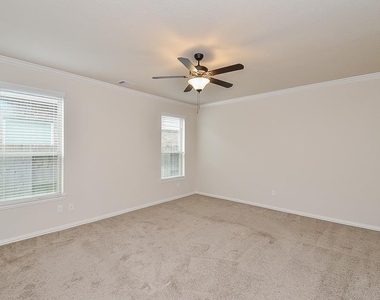 9411 Sparrow Creek Court - Photo Thumbnail 17